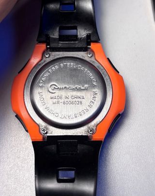 Reloj Digital Deportivo Mingrui Naranja y Negro