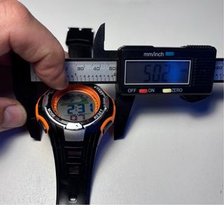 Reloj Digital Deportivo Mingrui Naranja y Negro