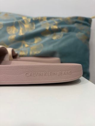 Chanclas Calvin Klein