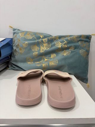 Chanclas Calvin Klein