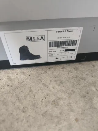 Botas Mega Force 8 Negras