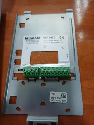 Monitor FEMAX Blanco