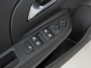 Opel Corsa 1.2T XHL 74KW EDITION 5P