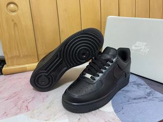 NikeAirForce 1 Low '07 Negro Talla 43