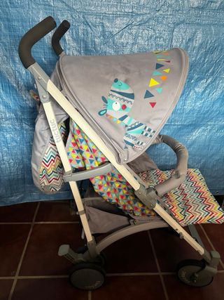 Silla de paseo Tuc Tuc y colchita a juego