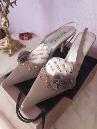 Zapatos de fiesta Menbur dorados y morados