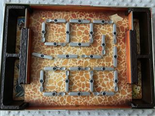 Juego de mesa La Cucaracha + Hexbug Nano