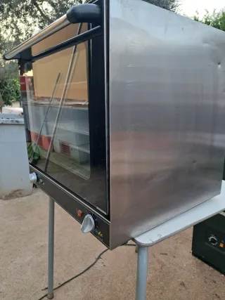 Horno convencion profesional con bandejas