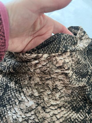 Blusa Zara estampado serpiente