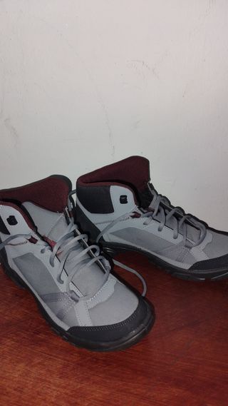 Botas Quechua Caminata Talla 40 Nuevas