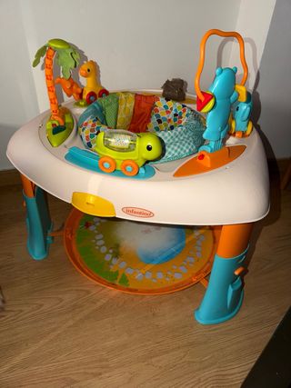 Mesa de juegos infantil Infantino