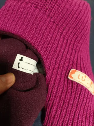 Gorra infantil monstruo rosa magenta