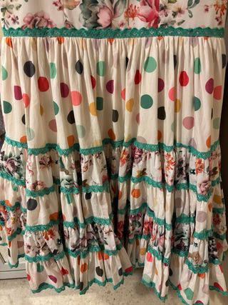 Traje de flamenca estampado floral