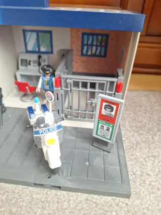 Playmobil Comisaría Maletín 5299