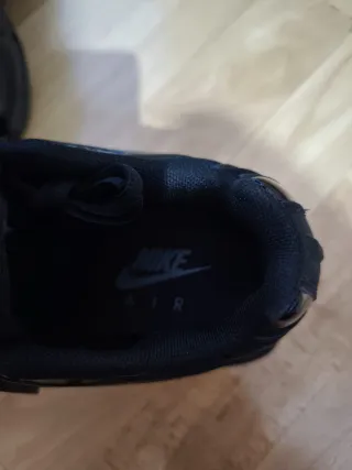 Nike Air Max Plus TN Negras