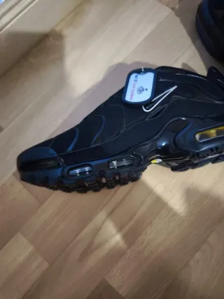 Nike Air Max Plus TN Negras