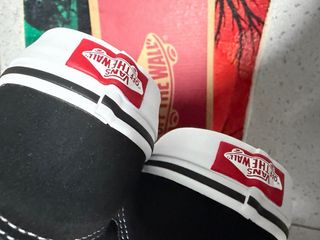 Vans Talla 39 Negro/Blanco