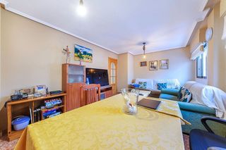 Piso en venta en Carolinas Altas en Alicante