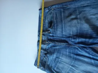 Jean Levi's 504 Premium Vintage W34 L34 Vaqueros