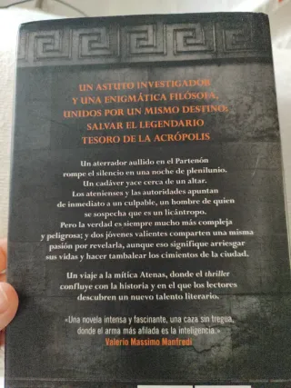 Muerte en la Acrópolis