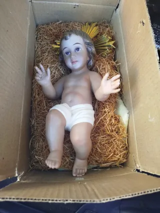 Figura Niño Jesús. Escucho ofertas