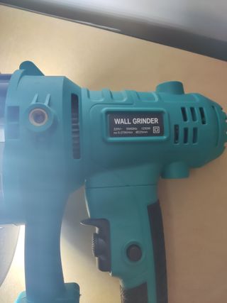 Pulidora Intertek 1250W 225mm