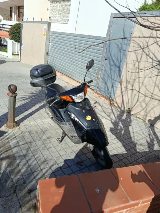 Yamaha Jog Scooter Negra