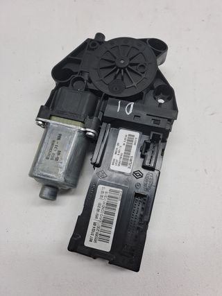 MOTOR ELEVALUNAS DELANTERO IZQUIERDO RENAULT MEGANE III BERL
