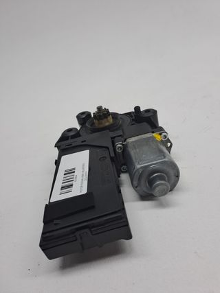 MOTOR ELEVALUNAS DELANTERO IZQUIERDO RENAULT MEGANE III BERL