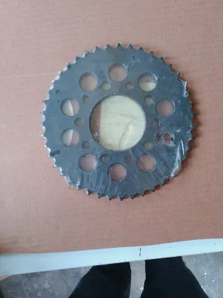 Corona PBR 530 43 dientes Honda CBX VF VFR