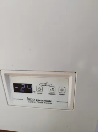 Arcón Congelador Svan 150L