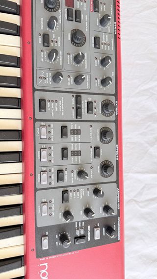 Teclado Nord Stage Compact EX