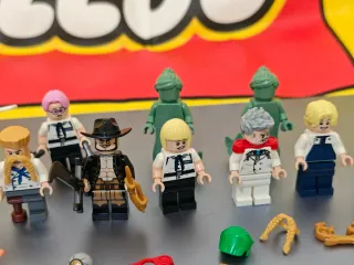 Minifigure Lego 75640