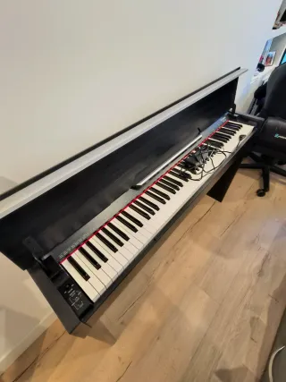 Piano Digital Thomann DP-33 B + Banqueta