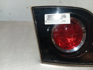 PILOTO TRASERO IZQUIERDO INTERIOR MAZDA 3 BERLINA