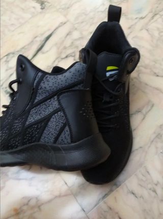 Scarpe nuove sportive unisex nere x lavoro