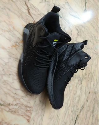 Scarpe nuove sportive unisex nere x lavoro