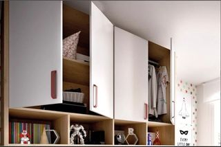 Cama abatible con armario