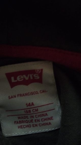 Felpa Levis 14A 158 cm