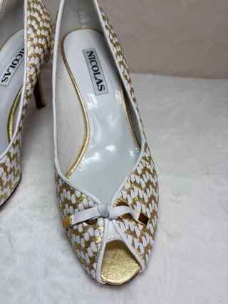 Zapatos Nicolas Piel Dorados y Blancos