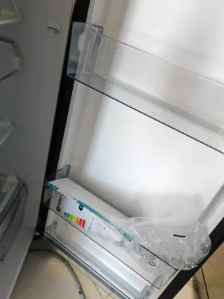 Frigorífico Hisense 110x55 Negro