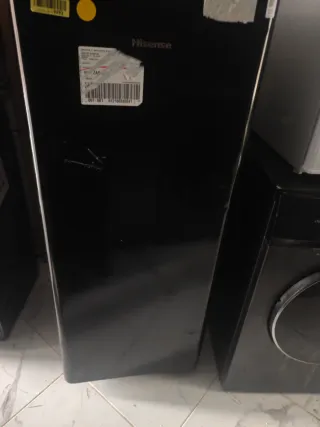 Frigorífico Hisense 110x55 Negro