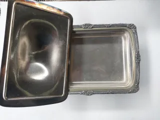 Vassoio portavivande vintage con manico