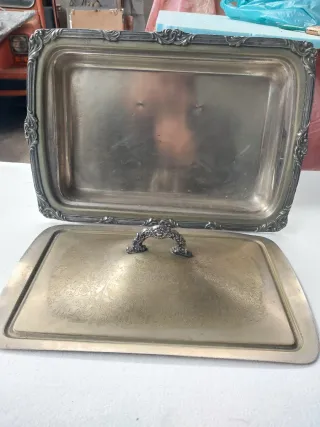 Vassoio portavivande vintage con manico