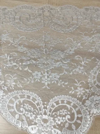 Mantilla blanca reflejos plata NUEVA