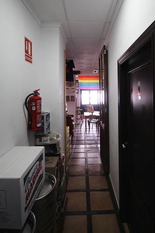 Local comercial en venta en Monserrat