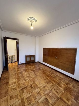 Piso en alquiler en Centro en Gijón