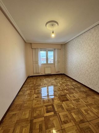 Piso en alquiler en Centro en Gijón