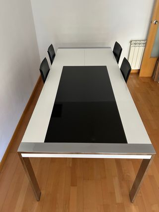 Mesa comedor extensible cristal y metal