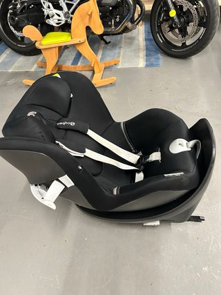 Silla de coche Cybex con base Isofix